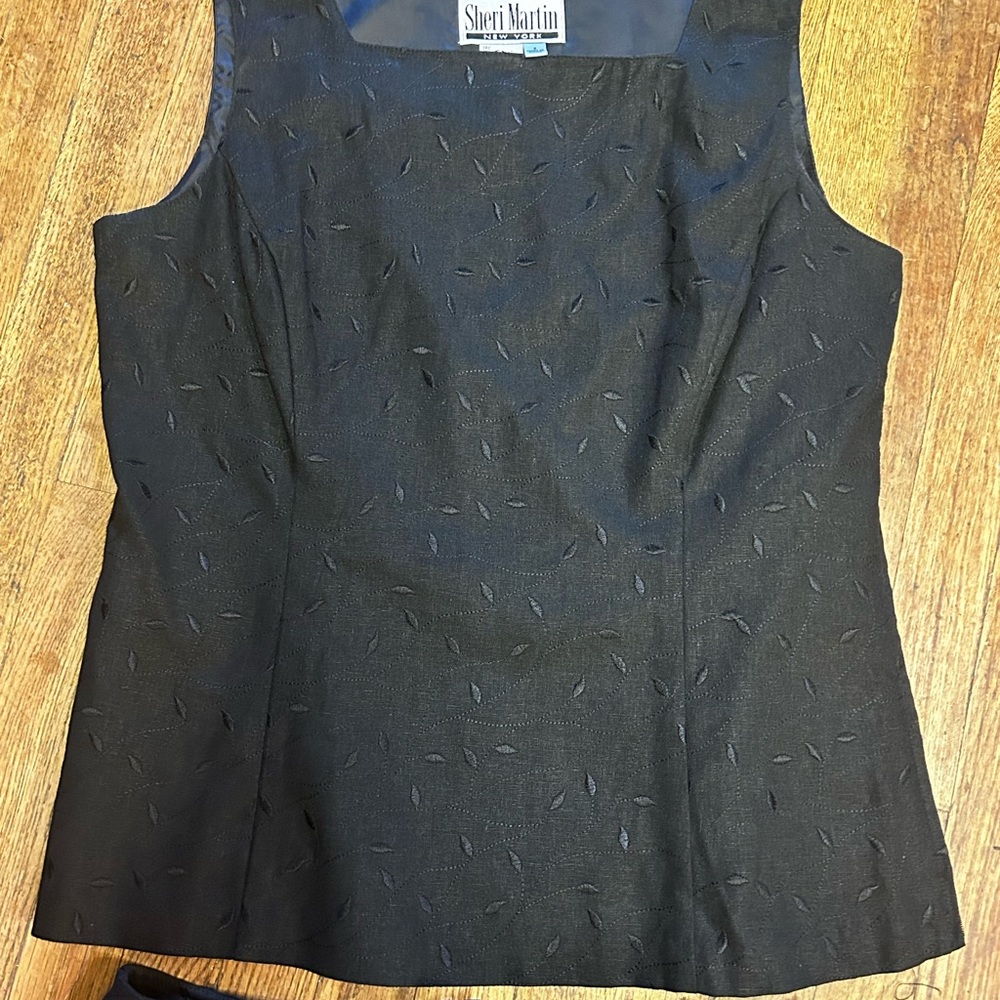 Photos unedited. Great condition.